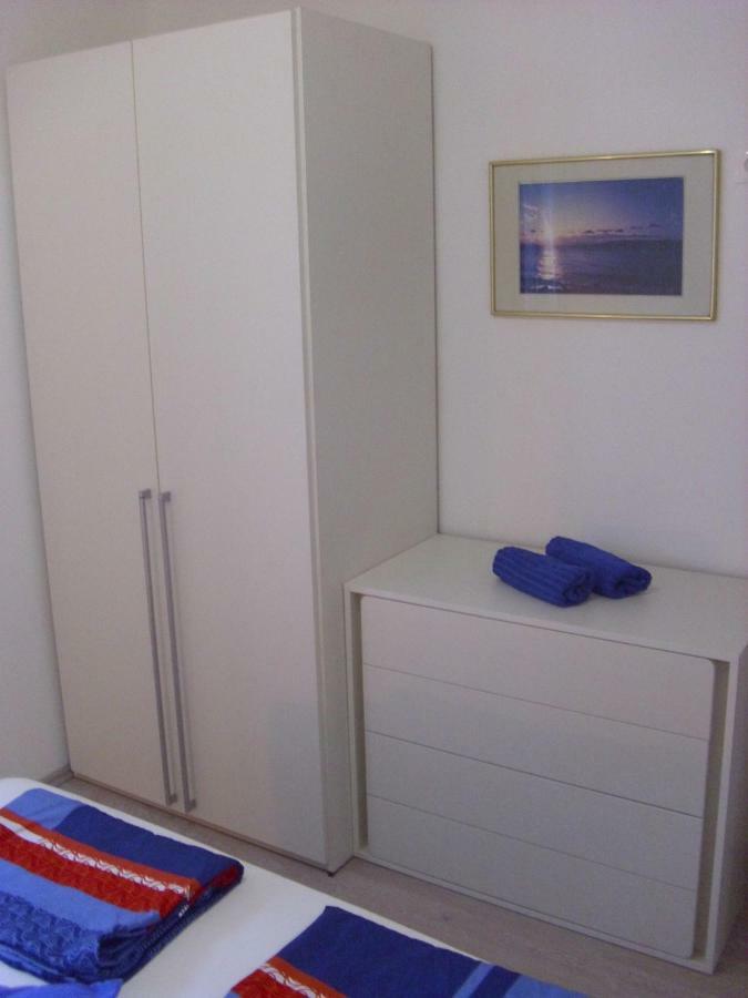 Open Hus Apartment Krvavica Exterior foto